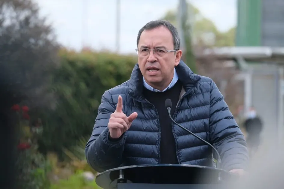 Ministro del Interior, Alfonso Prada. Ministro del Interior, Alfonso Prada.