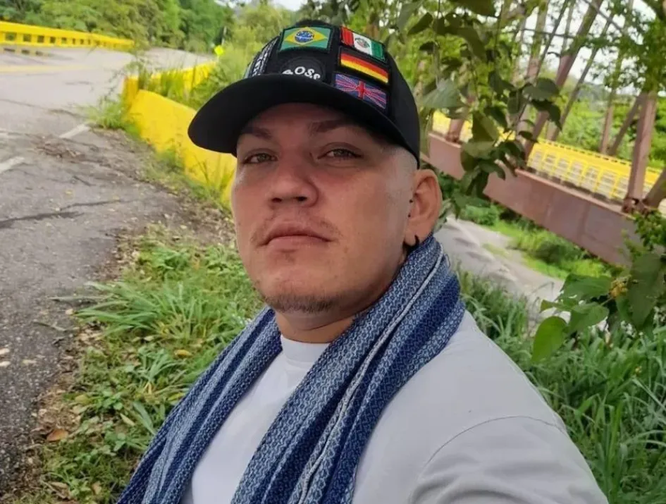 Brayan Ebratt Brayan Ebratt