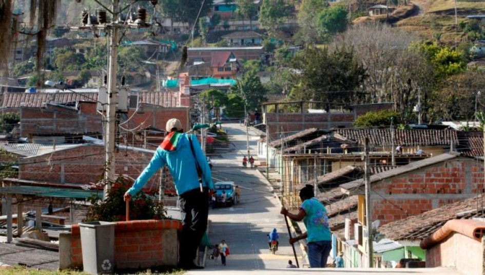 Toribío es un municipio ubicado en el norte del Cauca, poblado en su mayoría por indígenas nasa. Toribío es un municipio ubicado en el norte del Cauca, poblado en su mayoría por indígenas nasa.