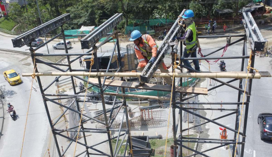Adelantan obras del Intercambiador de Los Cedros. Adelantan obras del Intercambiador de Los Cedros.