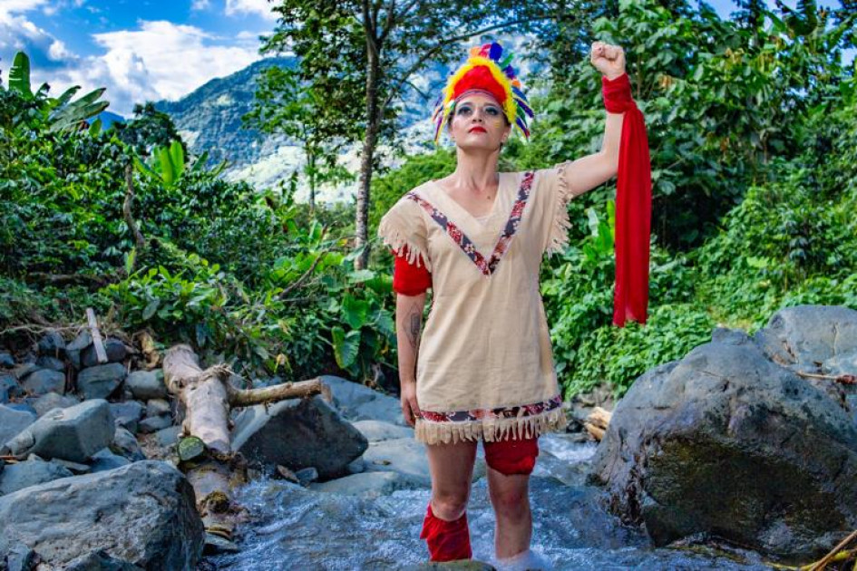 El documental desarrolla la historia de la violencia vivida en dos veredas de Anserma.