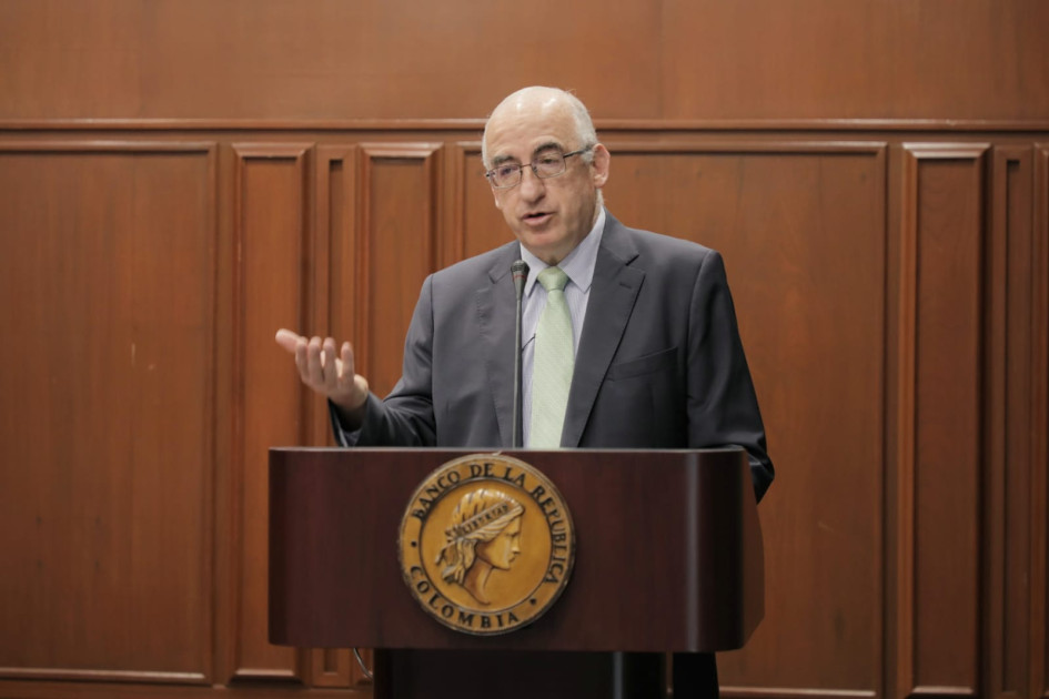 Leonardo Villar, gerente del Banco de la República de Colombia. Leonardo Villar, gerente del Banco de la República de Colombia.