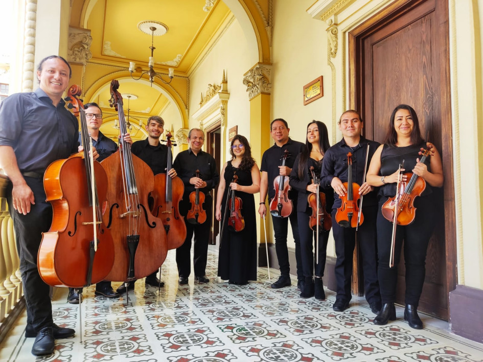 Los nueve músicos que integran la Orquesta de Cámara de Caldas. Los nueve músicos que integran la Orquesta de Cámara de Caldas.