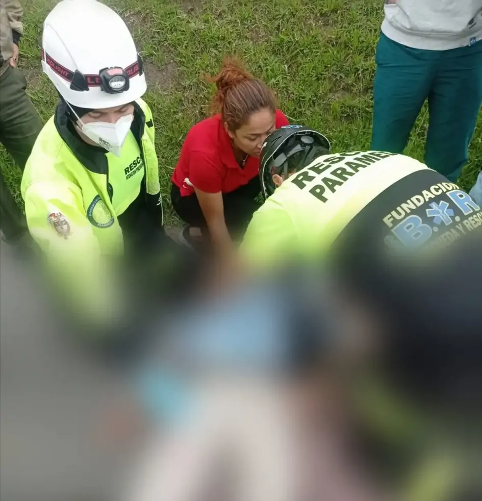 Moto atropelló a adulto mayor en el barrio Bajo Caribe Moto atropelló a adulto mayor en el barrio Bajo Caribe