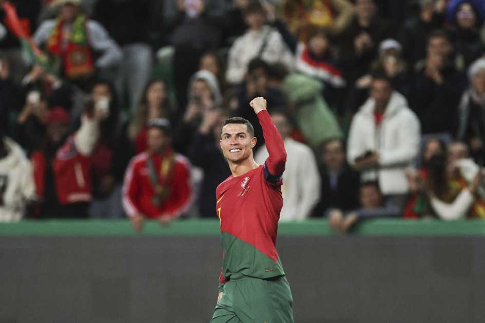 El luso, de 38 años, añade un hito más a su estelar carrera futbolística. El luso, de 38 años, añade un hito más a su estelar carrera futbolística.