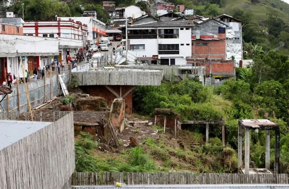 Calle Real de Salamina después de seis años del incendio Calle Real de Salamina después de seis años del incendio