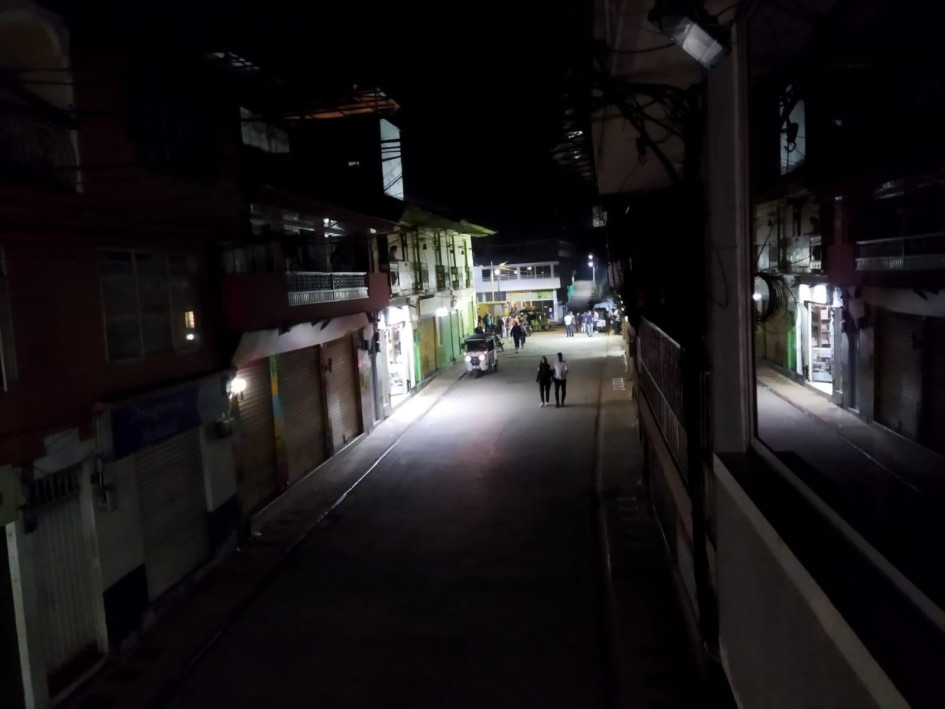 En este sector comercial en el centro de Marquetalia asesinaron anoche a Gerardo Herrera. En este sector comercial en el centro de Marquetalia asesinaron anoche a Gerardo Herrera.