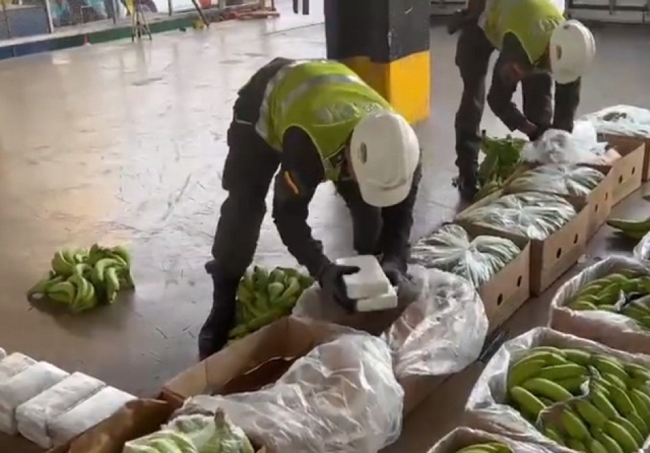Incautan media tonelada de cocaína en dos puertos del Caribe Incautan media tonelada de cocaína en dos puertos del Caribe