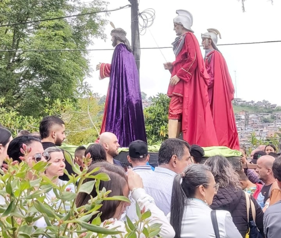 Viacrucis en Neira (Caldas). Viacrucis en Neira.