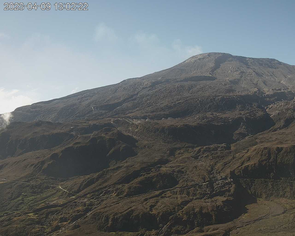 Así se observaba ayer el volcán Nevado del Ruiz desde el cerró Gualí. Así se observaba ayer el volcán Nevado del Ruiz desde el cerró Gualí.