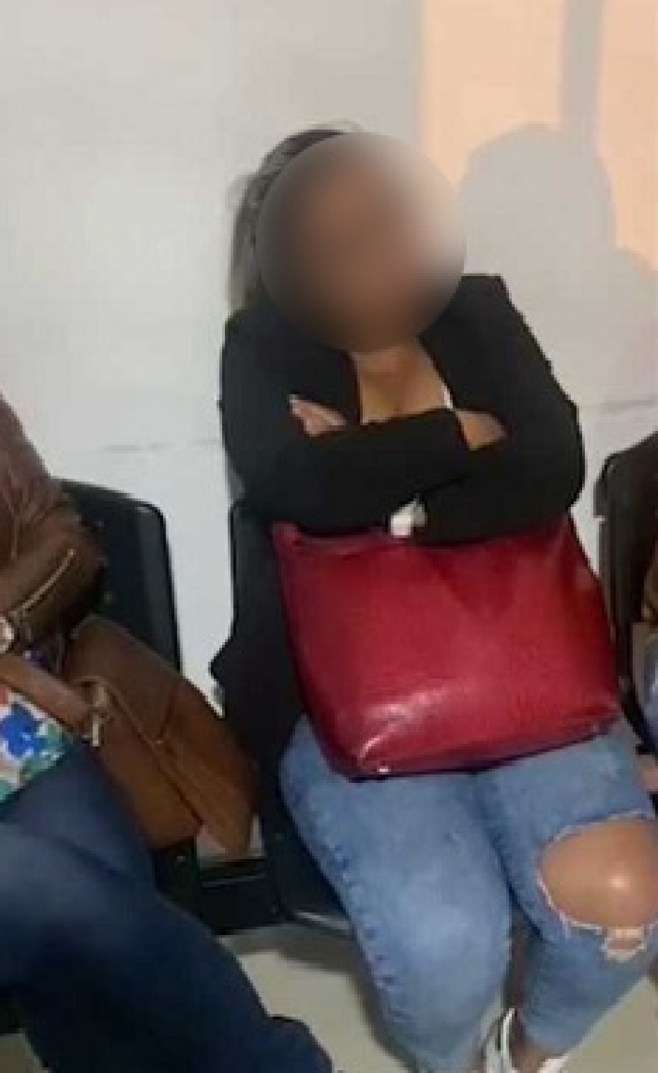 Esta mujer es señalada de estafar en Caldas, Bogotá, Guaviare y hasta en el exterior. Esta mujer es señalada de estafar en Caldas, Bogotá, Guaviare y hasta en el exterior.