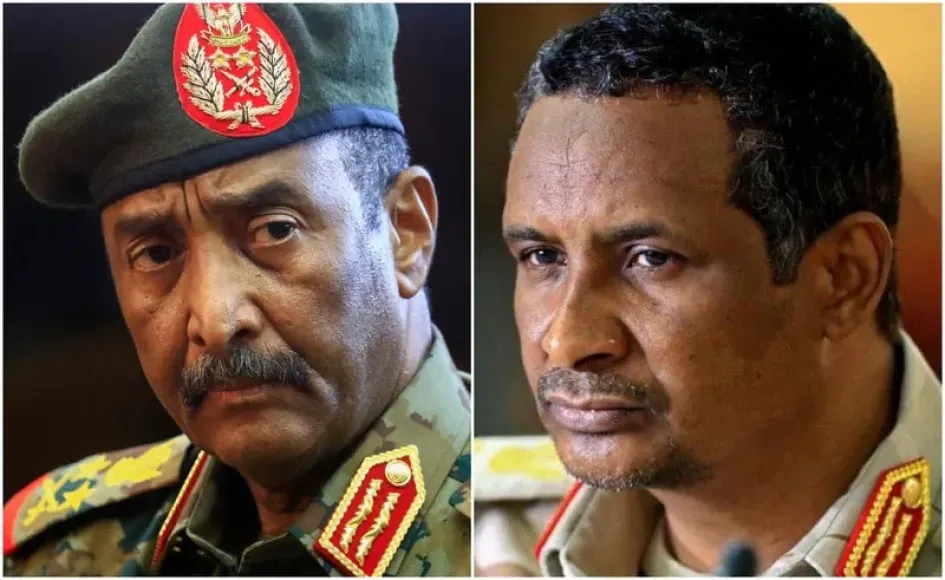 Abdel Fattah al Burhan, comandante de las Fuerzas Armadas de Sudán (FAS) y Mohamed Hamdan Dagalo "Hemedti", jefe de las Fuerzas de Apoyo Rápido (FAR). Abdel Fattah al Burhan, comandante de las Fuerzas Armadas de Sudán (FAS) y Mohamed Hamdan Dagalo "Hemedti", jefe de las Fuerzas de Apoyo Rápido (FAR).
