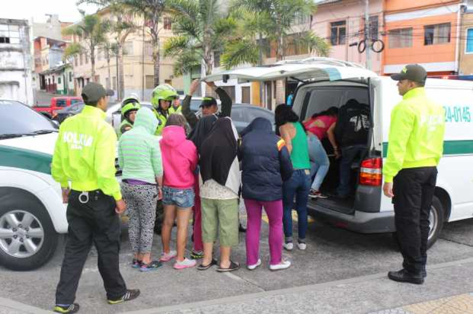 Entre las grandes bandas desmanteladas figuran personas reincidentes, habitantes de calle y amas de casa. Entre las grandes bandas desmanteladas figuran personas reincidentes, habitantes de calle y amas de casa.