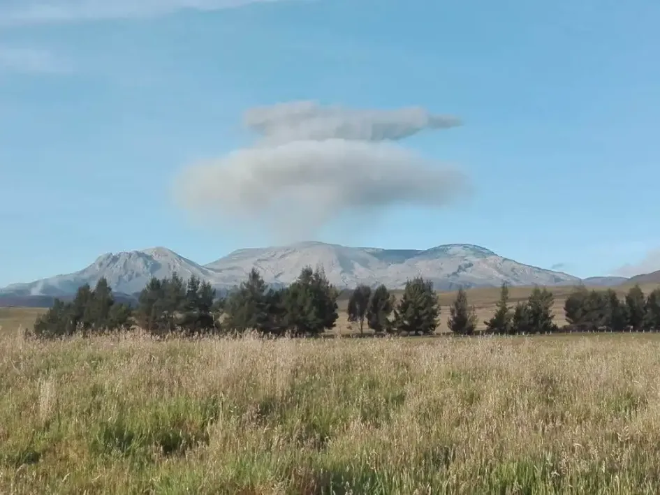 Volcán Nevado del Ruiz Volcán Nevado del Ruiz