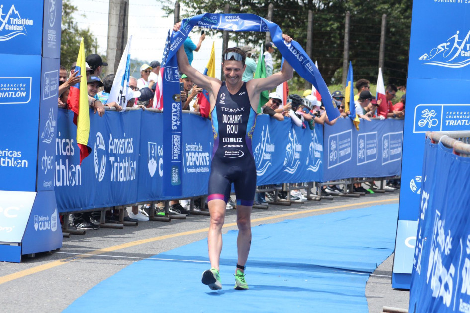 El rumano-francés Félix Duchampt fue el ganador de la Copa Continental de Triatlón en Chinchiná (Caldas). El rumano-francés Félix Duchampt fue el ganador de la Copa Continental de Triatlón en Chinchiná (Caldas).
