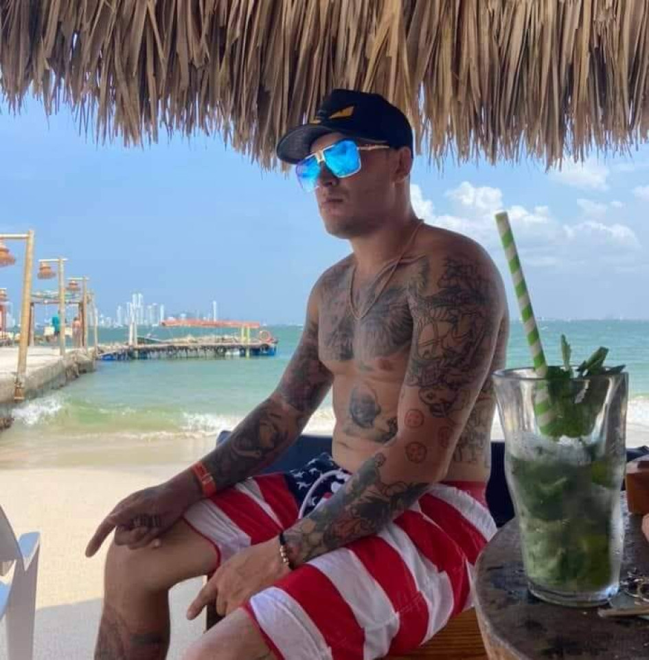 La víctima fue Cristian Camilo Valencia Ceballos. La víctima fue Cristian Camilo Valencia Ceballos.