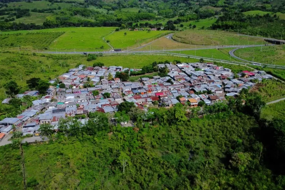 Hacienda Potrerillo, en el Kilómetro 41 de Manizales y vecina de Pacífico Tres Hacienda Potrerillo, en el Kilómetro 41 de Manizales y vecina de Pacífico Tres