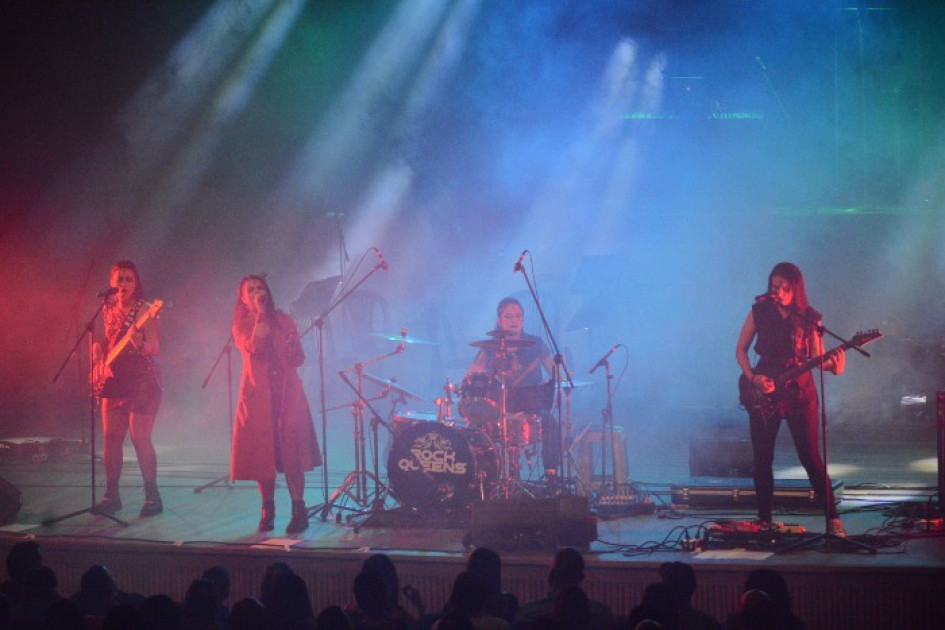 Rock Queens en el tributo a Gustavo Cerati en el Teatro Los Fundadores. Rock Queens en el tributo a Gustavo Cerati en el Teatro Los Fundadores.