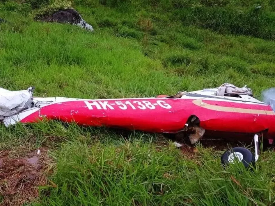 Cinco miembros del Centro Democrático y piloto mueren en un accidente aéreo Cinco miembros del Centro Democrático y piloto mueren en un accidente aéreo