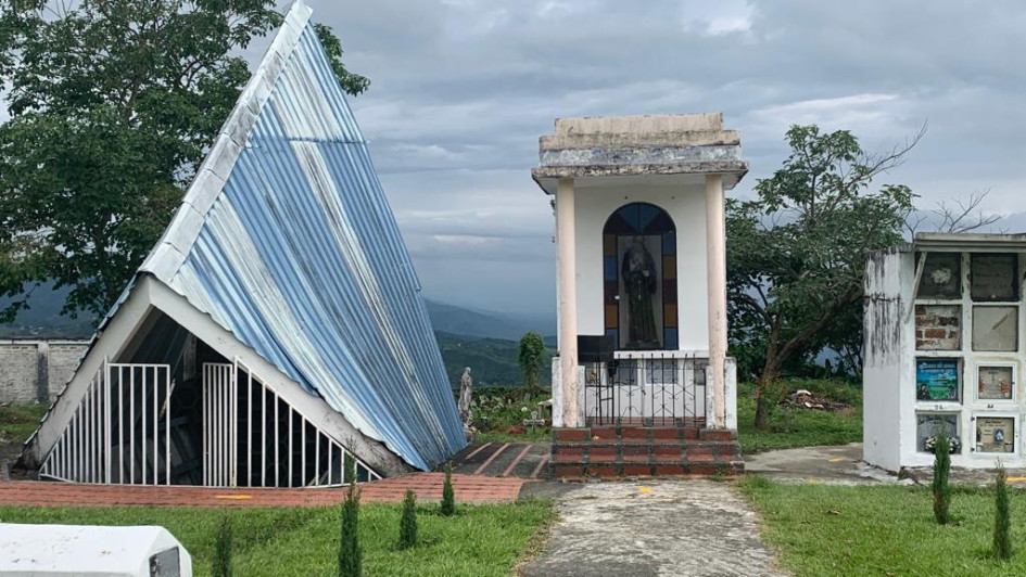 El mausoleo de los maestros, ubicado en el Cementerio San José, presenta problemas sanitarios. El mausoleo de los maestros, ubicado en el Cementerio San José, presenta problemas sanitarios.