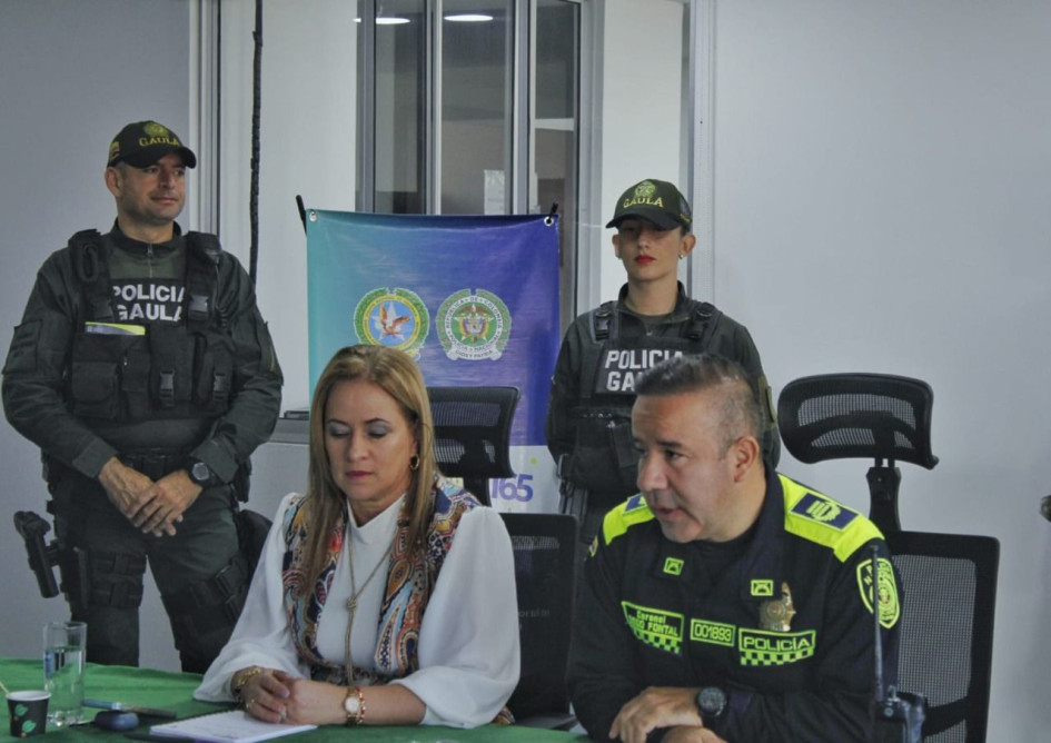 Foto | LA PATRIA El coronel Diego Enrique Fontal Cornejo dejó de ser el comandante de la Policía de Manizales. Se va para un cargo de la Policía Fiscal y Aduanera Foto | LA PATRIA El coronel Diego Enrique Fontal Cornejo dejó de ser el comandante de la Policía de Manizales. Se va para un cargo de la Policía Fiscal y Aduanera
