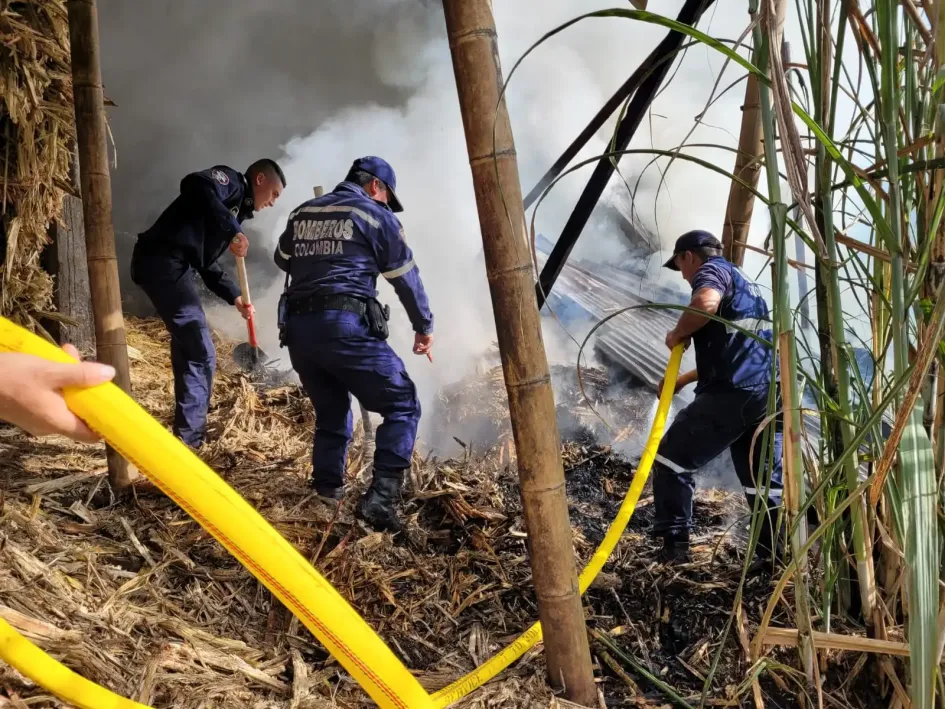 La molienda afectada por el incendio en zona rural de Marquetalia. La molienda afectada por el incendio en zona rural de Marquetalia.