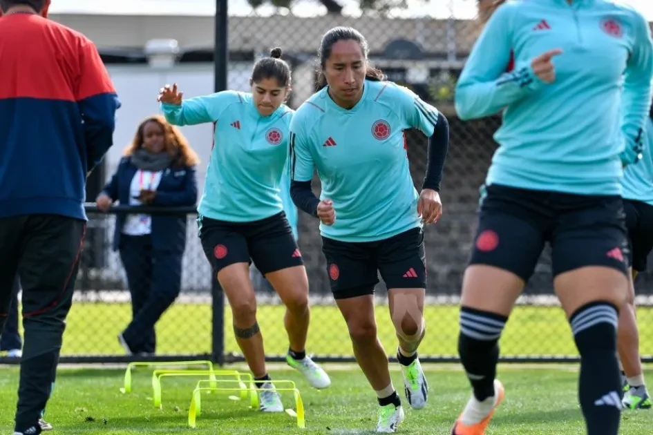 "Será un reto bonito": Ivonne Chacón, delantera de la Selección Colombia "Será un reto bonito": Ivonne Chacón, delantera de la Selección Colombia