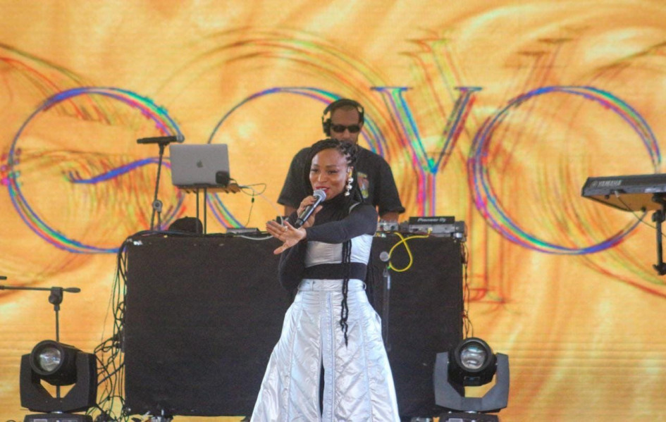 Goyo, cantante, productora y cofundadora de Chocquibtown, se presentó en el lanzamiento de 'El país de la belleza'. Goyo, cantante, productora y cofundadora de Chocquibtown, se presentó en el lanzamiento de 'El país de la belleza'.