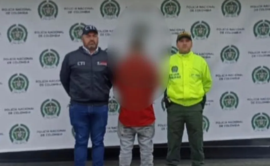 Al hombre lo enviaron a la cárcel como presunto responsable de violencia intrafamiliar agravada. Al hombre lo enviaron a la cárcel como presunto responsable de violencia intrafamiliar agravada.