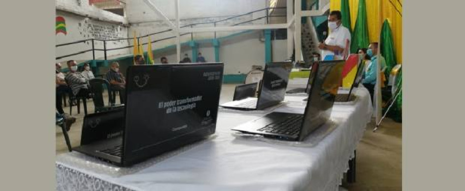 Asegurar una dotación adecuada en tecnología para los colegios está en las metas de aspirantes a la Gobernación de Caldas. Asegurar una dotación adecuada en tecnología para los colegios está en las metas de aspirantes a la Gobernación de Caldas.