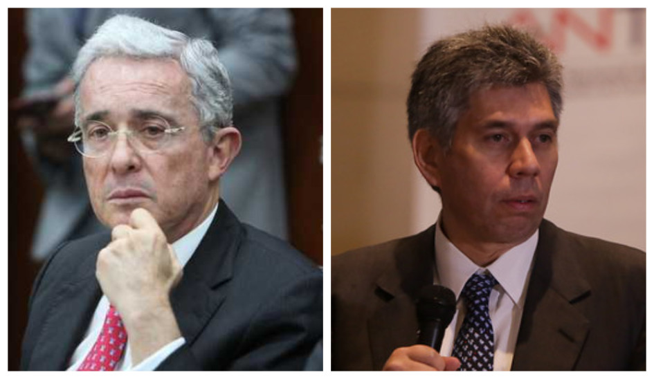 Álvaro Uribe (izquierda) acusó de narcotraficante a Daniel Coronell en el 2017.