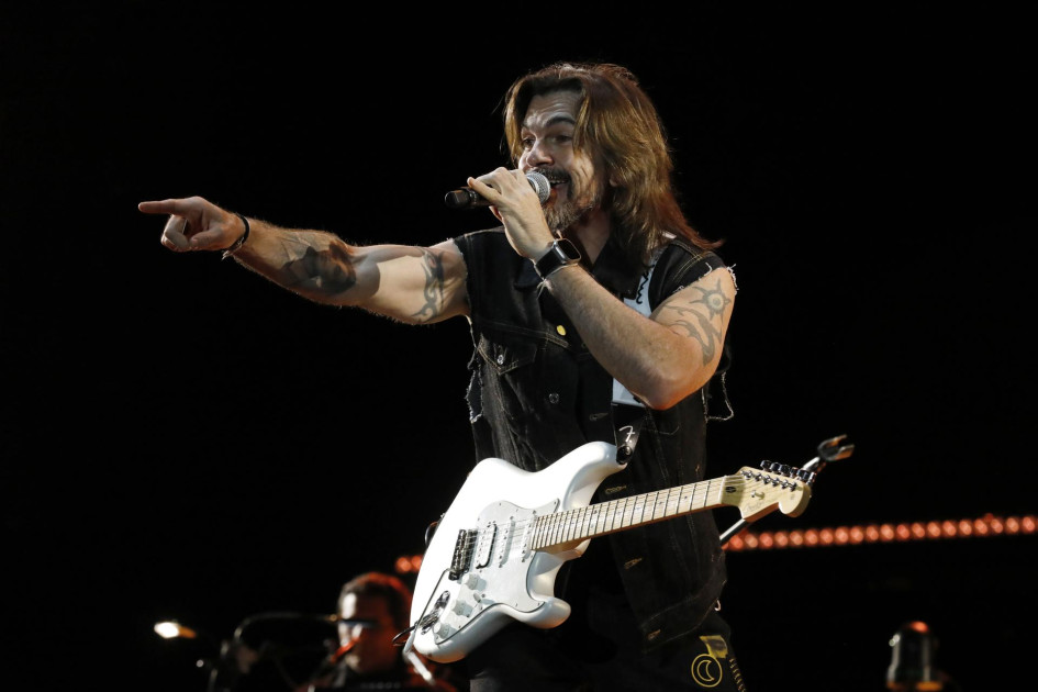 El cantante colombiano Juanes se presenta en el cierre del Festival Cordillera 2023, en el Parque Simón Bolívar en Bogotá. El cantante colombiano Juanes se presenta en el cierre del Festival Cordillera 2023, en el Parque Simón Bolívar en Bogotá.
