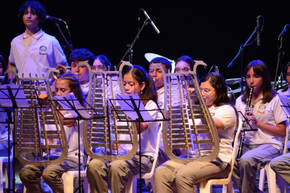 La I.E. Rural María Goretti integró el grupo de las 23 bandas que se presentaron ayer en el Teatro Los Fundadores. La I.E. Rural María Goretti integró el grupo de las 23 bandas que se presentaron ayer en el Teatro Los Fundadores.