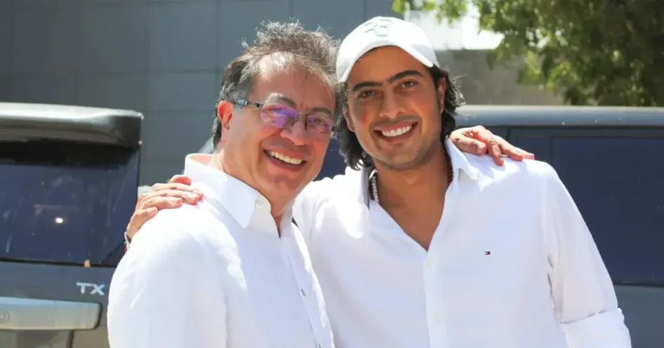 Gustavo Petro y su hijo Nicolás Petro Burgos. Gustavo Petro y su hijo Nicolás Petro Burgos.