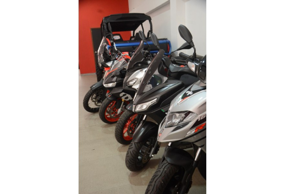 Las motos scooter Las motos scooter ganan terreno entre los conductores por su facilidad para manejar.