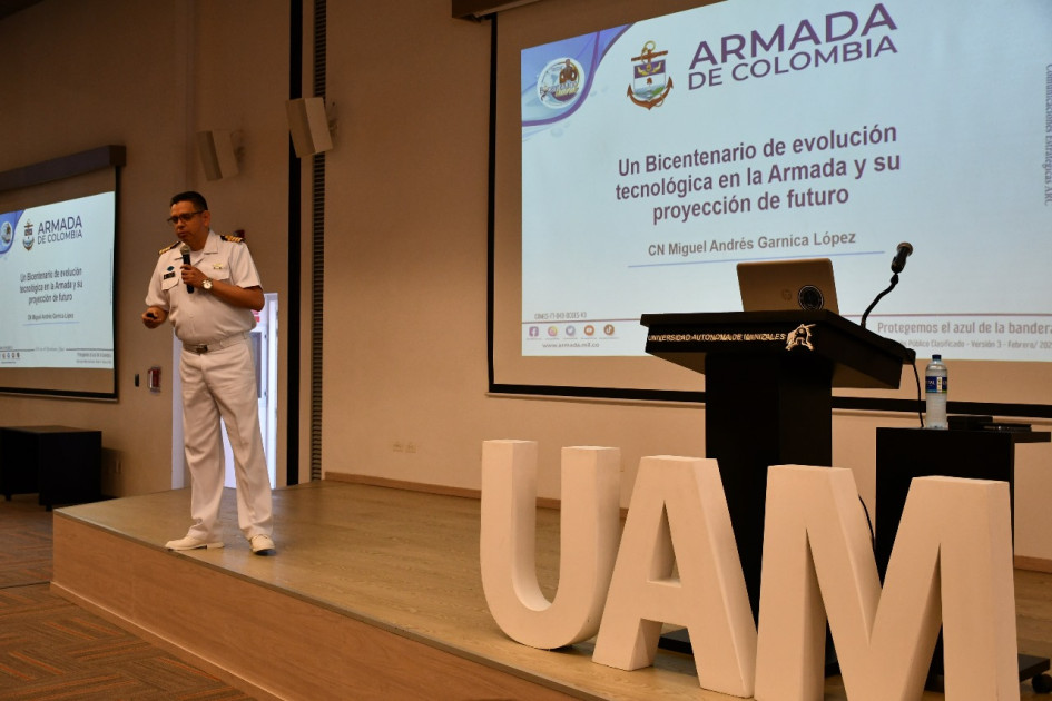 Los funcionarios hacen énfasis en la importancia del mar y los ríos para el desarrollo económico. Los funcionarios hacen énfasis en la importancia del mar y los ríos para el desarrollo económico.