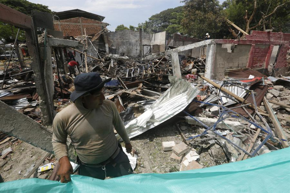 La estación de Policía en el corregimiento de Timba (Cauca) atacada por un carro bomba este miércoles. La estación de Policía en el corregimiento de Timba (Cauca) atacada por un carro bomba este miércoles.