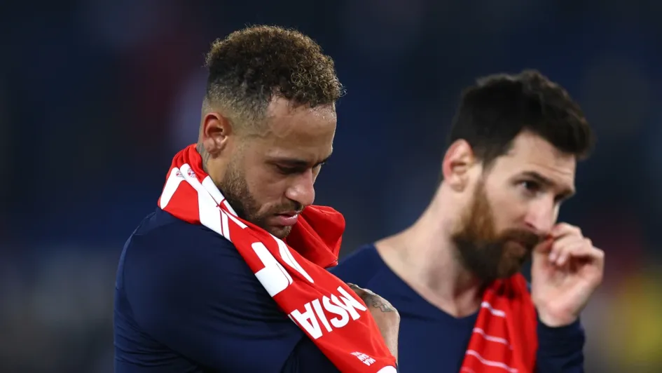 El goleador brasileño Neymar (izquierda) y el astro argentino Lionel Messi salieron del PSG esta temporada, para equipos de Arabia y Estados Unidos, respectivamente. El goleador brasileño Neymar (izquierda) y el astro argentino Lionel Messi salieron del PSG esta temporada, para equipos de Arabia y Estados Unidos, respectivamente.