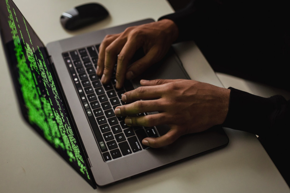 Hackeo IFX Networks sufrió un ataque de ciberseguridad externo tipo Ransomware ("secuestro" digital de información y aplicaciones)