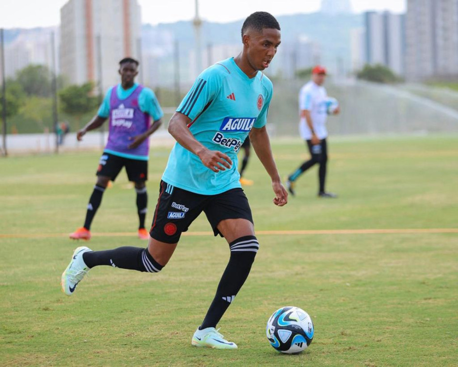 El manizaleño Alejandro García, volante del Once Caldas, en la pasada convocatoria de la Selección Colombia Sub-23. El manizaleño Alejandro García, volante del Once Caldas, en la pasada convocatoria de la Selección Colombia Sub-23.