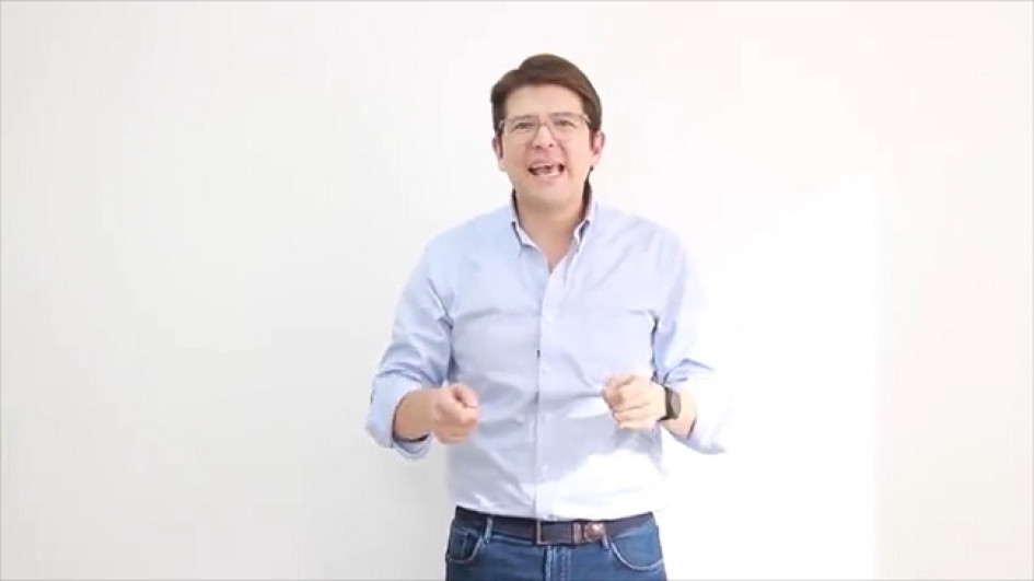 A través de un video, el senador Miguel Uribe, del Centro Democrático, se refirió a la tensa relación del presidente, Gustavo Petro, con los medios de comunicación. A través de un video, el senador Miguel Uribe, del Centro Democrático, se refirió a la tensa relación del presidente, Gustavo Petro, con los medios de comunicación.