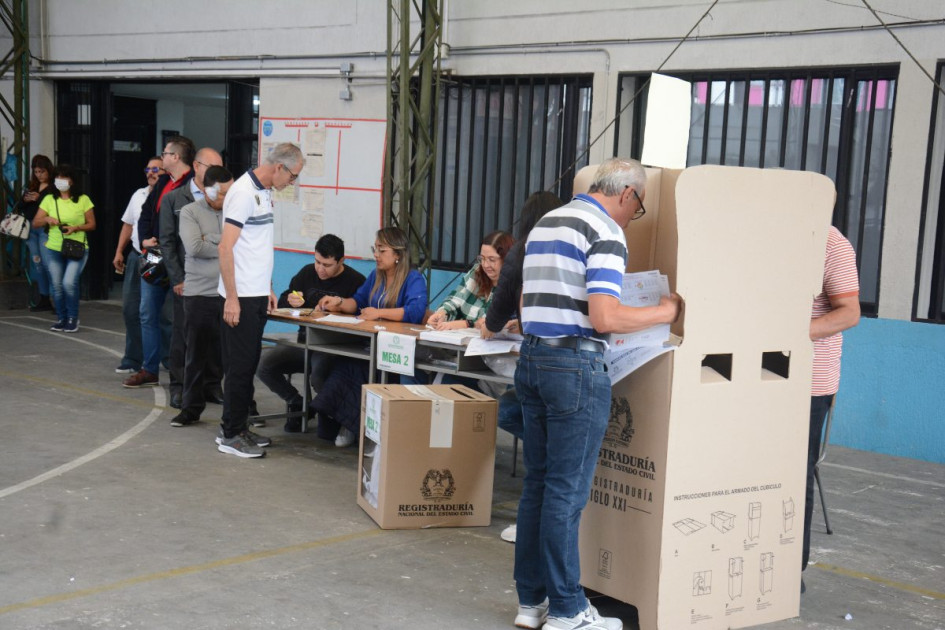 El puesto de votación del barrio San Jorge en Manizales este domingo. El puesto de votación del barrio San Jorge en Manizales este domingo.