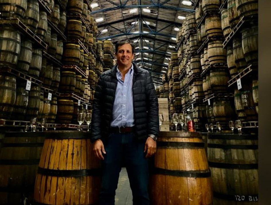 A dos meses de terminar esta administración, el gerente de la ILC, Andrés Elías Borrero, fue removido de su cargo. A dos meses de terminar esta administración, el gerente de la ILC, Andrés Elías Borrero, fue removido de su cargo.