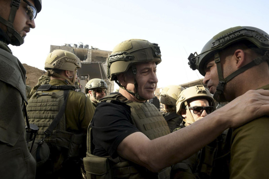 El primer ministro de Israel, Benjamín Netanyahu, entró junto a un grupo de militares a la Franja de Gaza, este domingo. El primer ministro de Israel, Benjamín Netanyahu, entró junto a un grupo de militares a la Franja de Gaza, este domingo.
