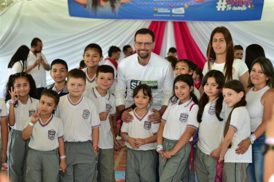 21.180 niños, adolescentes y jóvenes de Caldas vinculados con la ciencia 21.180 niños, adolescentes y jóvenes de Caldas vinculados con la ciencia