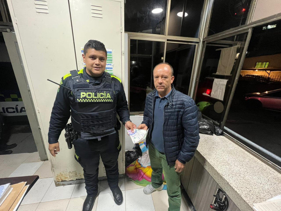 Devolución del dinero al dueño.