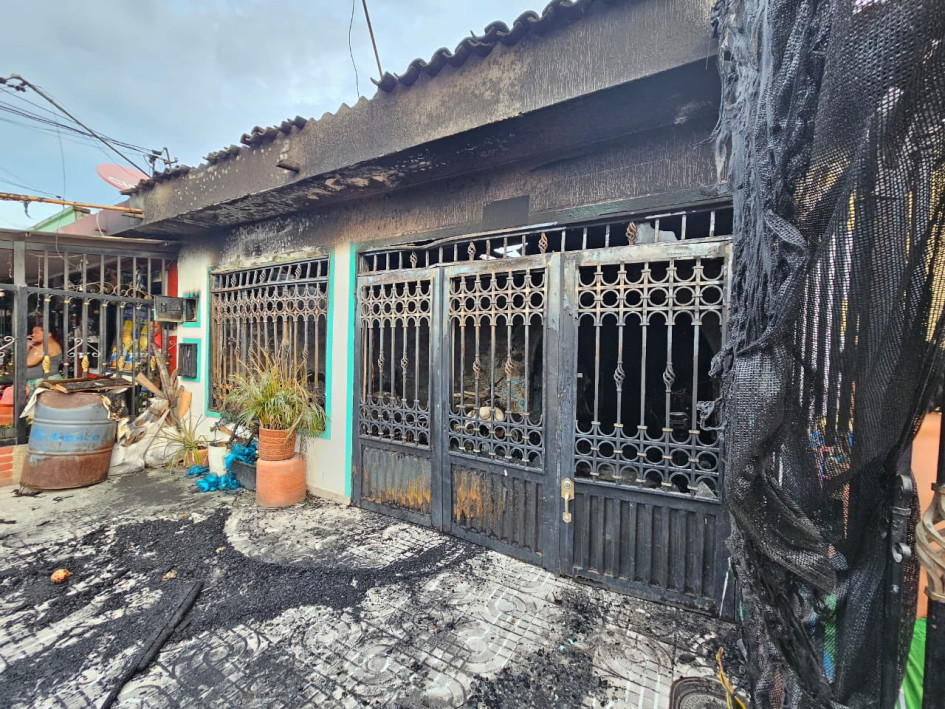 El incendio ocurrió en el barrio Santa Isabel de la capital opita. El incendio ocurrió en el barrio Santa Isabel de la capital opita.