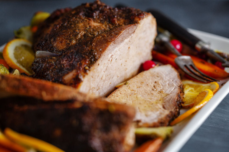 Cena de Año Viejo Pernil de cerdo