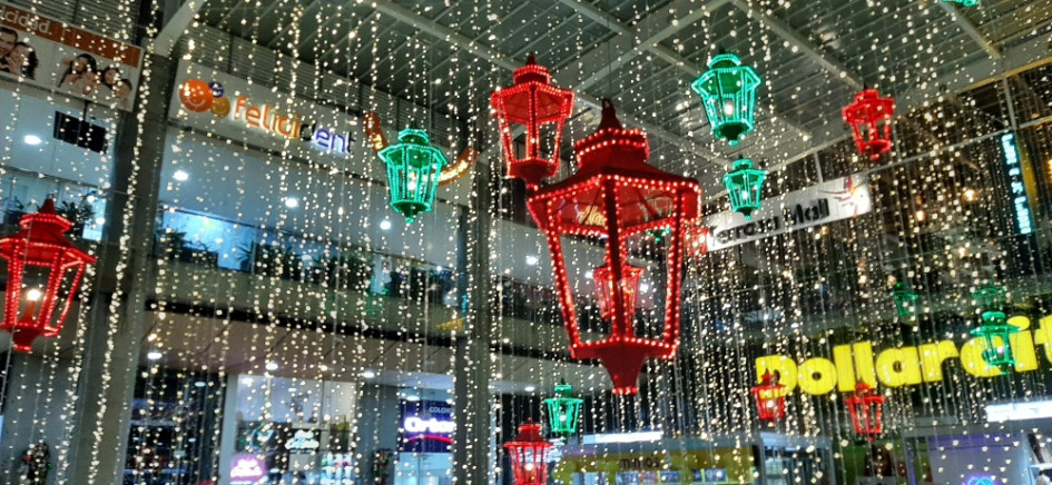 Faroles, árbol de Navidad y módulos para que los visitantes se hagan fotos es lo que se encuentra en Cable Plaza. Faroles, árbol de Navidad y módulos para que los visitantes se hagan fotos es lo que se encuentra en Cable Plaza.