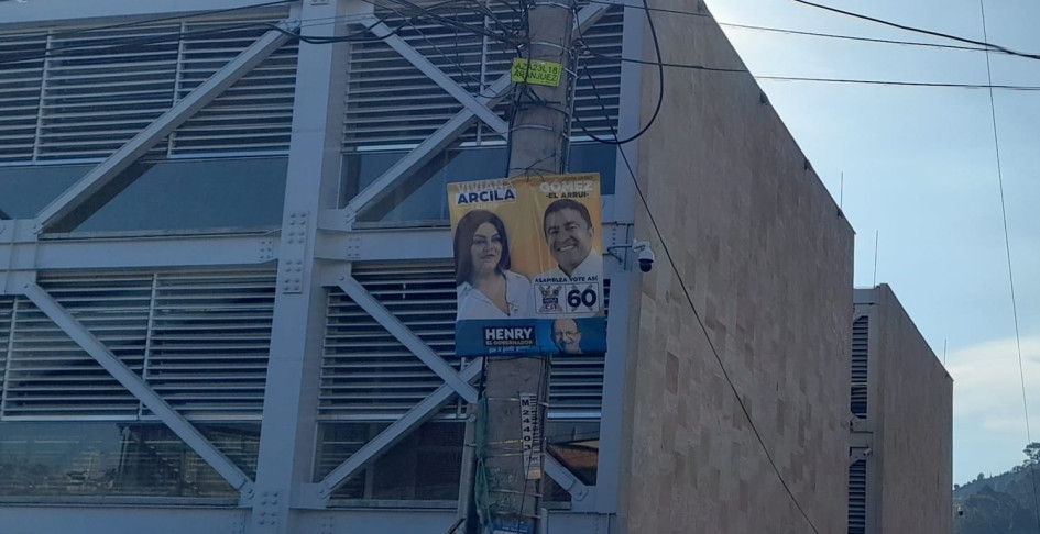 Pese a que las elecciones regionales se realizaron el 29 de octubre pasado, en Villamaría (Caldas) parecen andar todavía en campaña. Pese a que las elecciones regionales se realizaron el 29 de octubre pasado, en Villamaría (Caldas) parecen andar todavía en campaña.